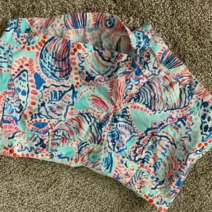 Lilly Pulitzer Size 4 shorts